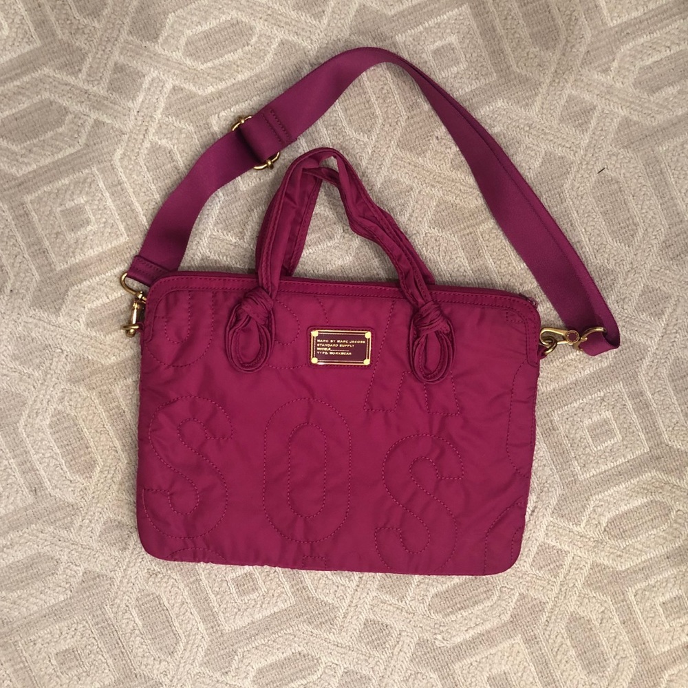 Authentic Marc by Marc Jacobs Carry Laptop Case